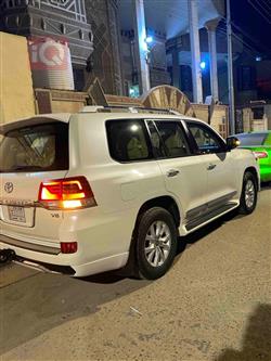 تويوتا لاندكروزر